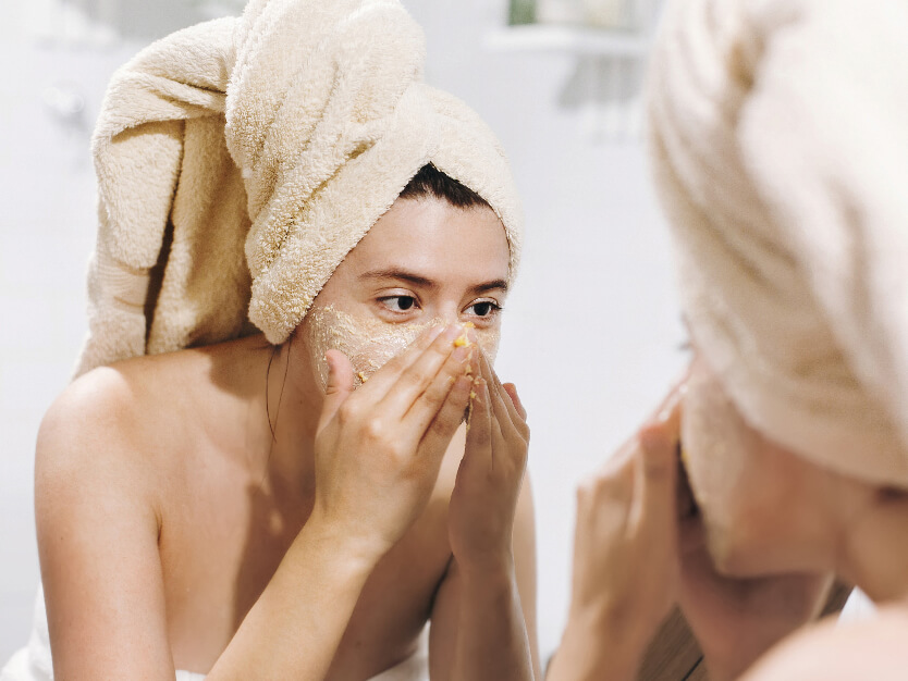 Aplica el exfoliante | Dermocosméticos | San Pablo Farmacia
