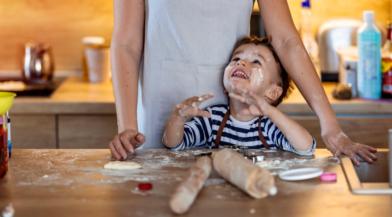 Niño en la cocina | San Pablo Natural